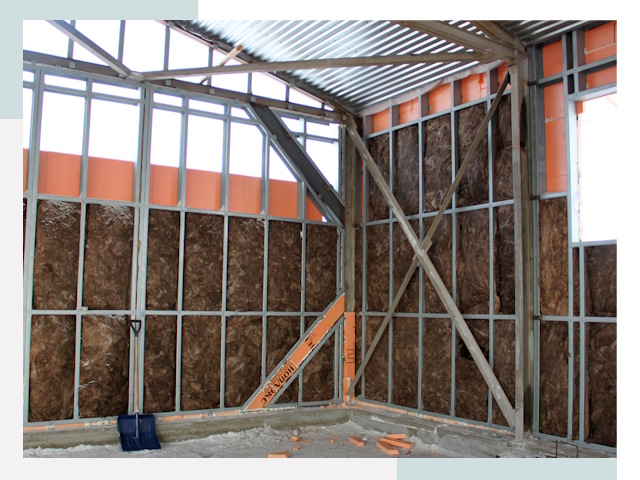 Утепленные ангары в Ейске